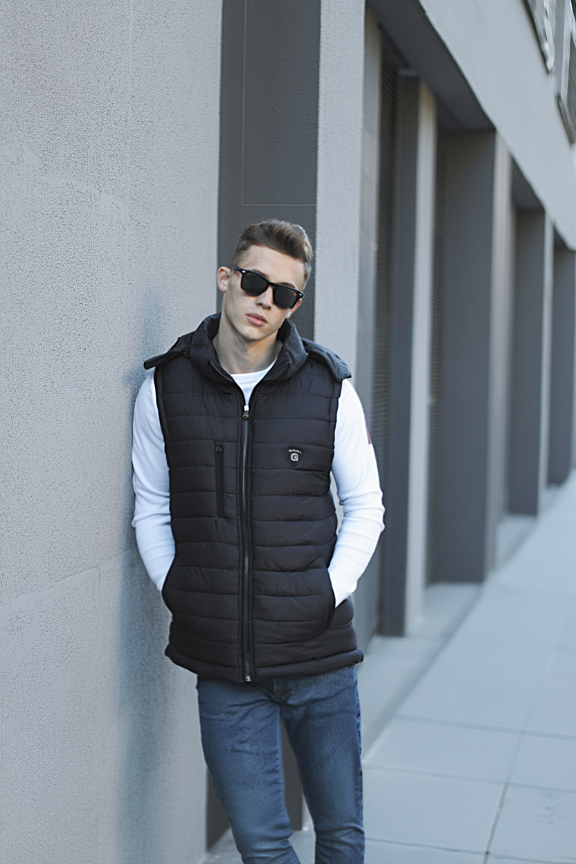 Black Sleeveless Removable Hood Puffer Jacket