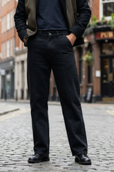 Gambluss Relaxed-Fit Pleated Pant - Black