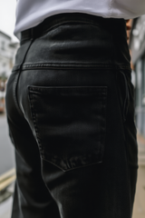 Gambluss Relaxed-Fit Pleated Pant - Black