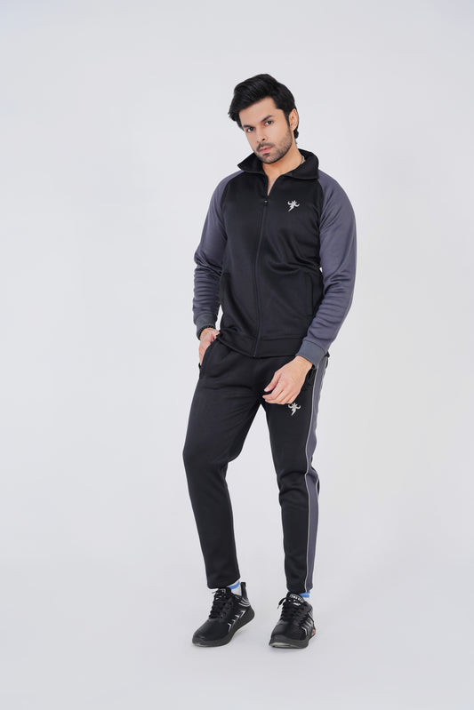 Raglan Sleeve Essential Winter tracksuit-Black