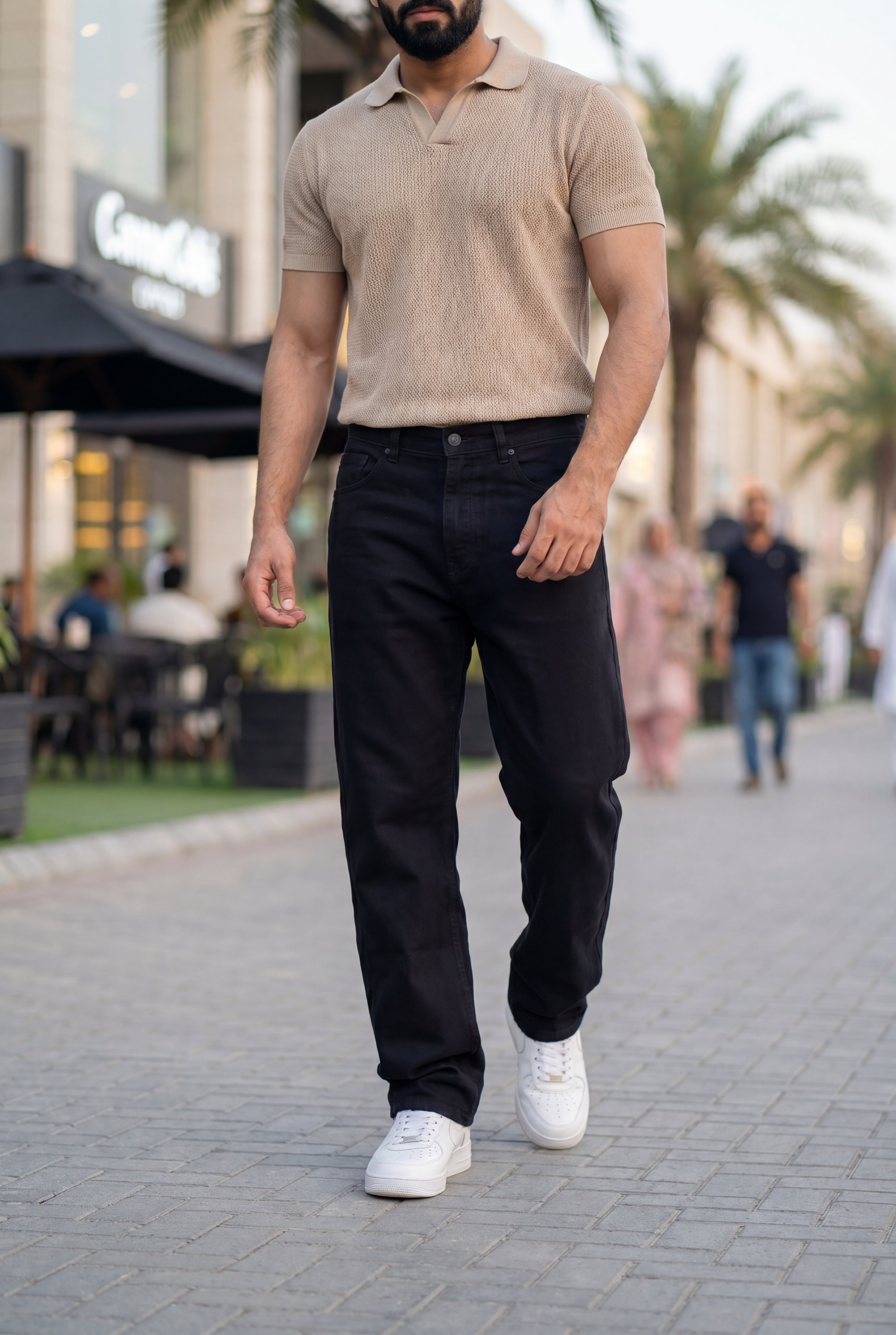 Gambluss Straight-Fit Jet Black Twill Pant for Ultimate Comfort and Style