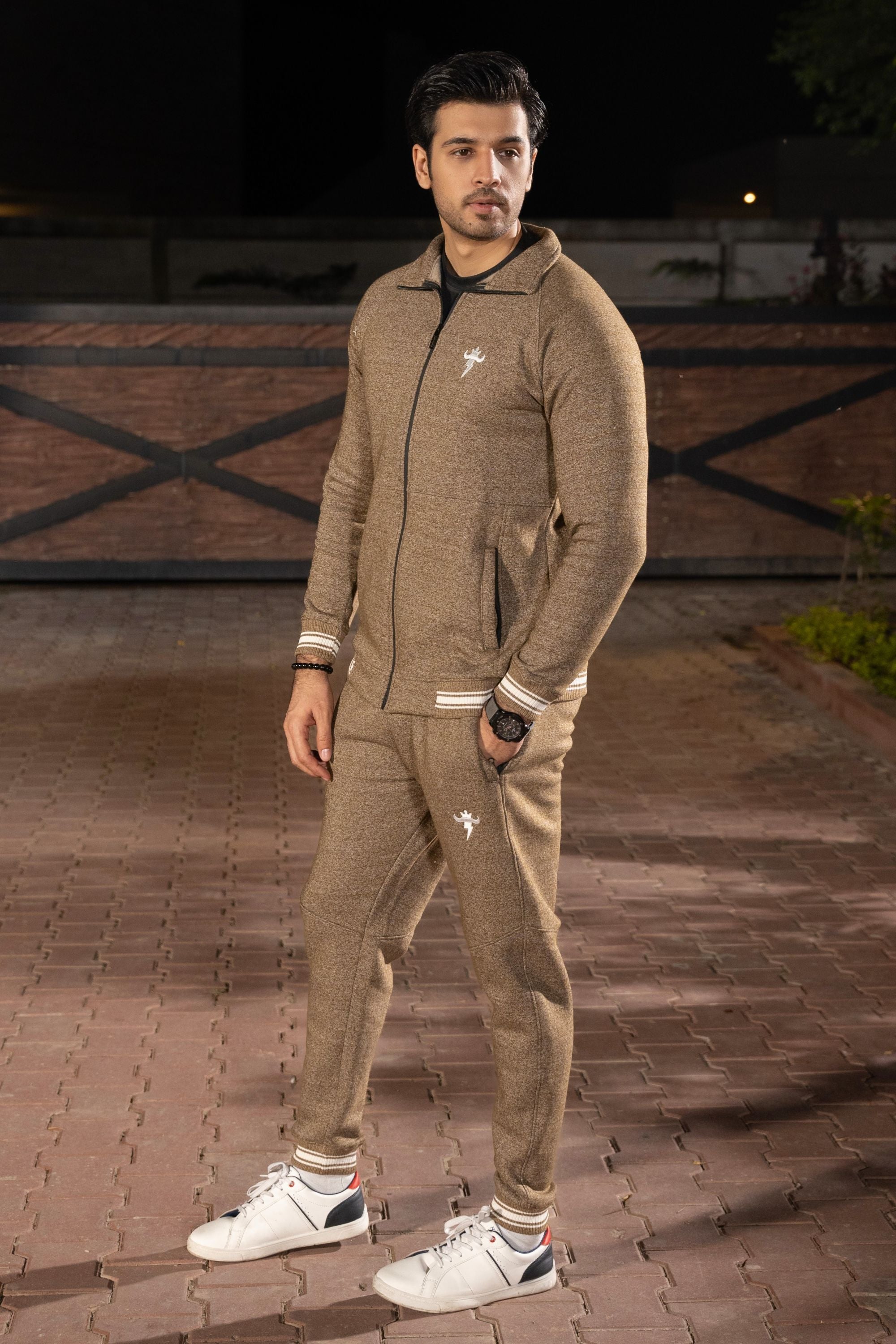 Vintage Essential Winter Tracksuit -Brown