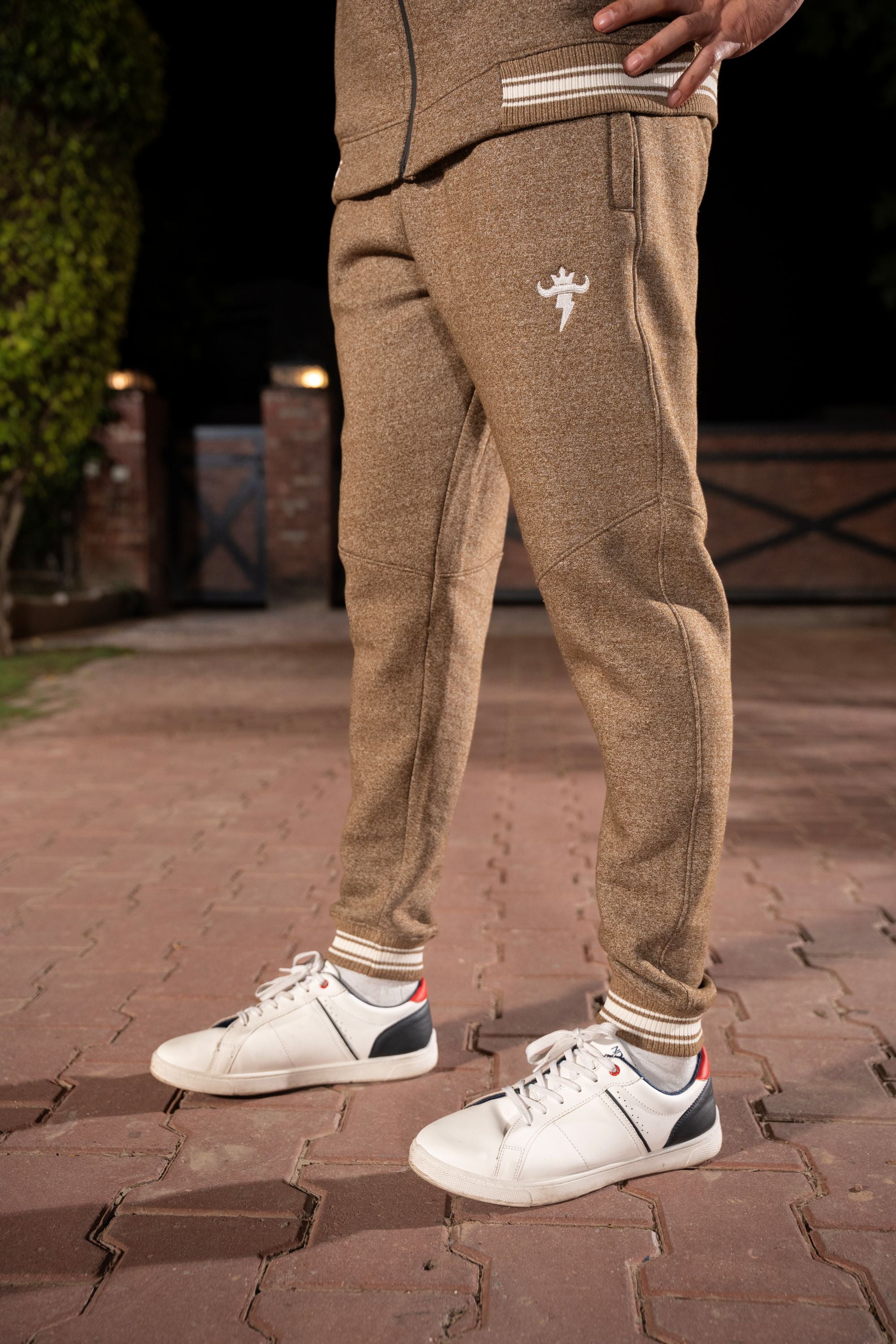 Vintage Essential Winter Tracksuit -Brown